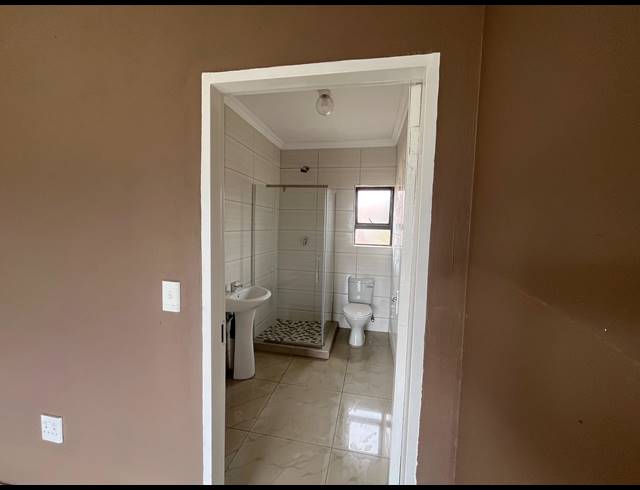 2 BEDROOM TOWNHOUSE FOR SALE IN RIVERSDALE